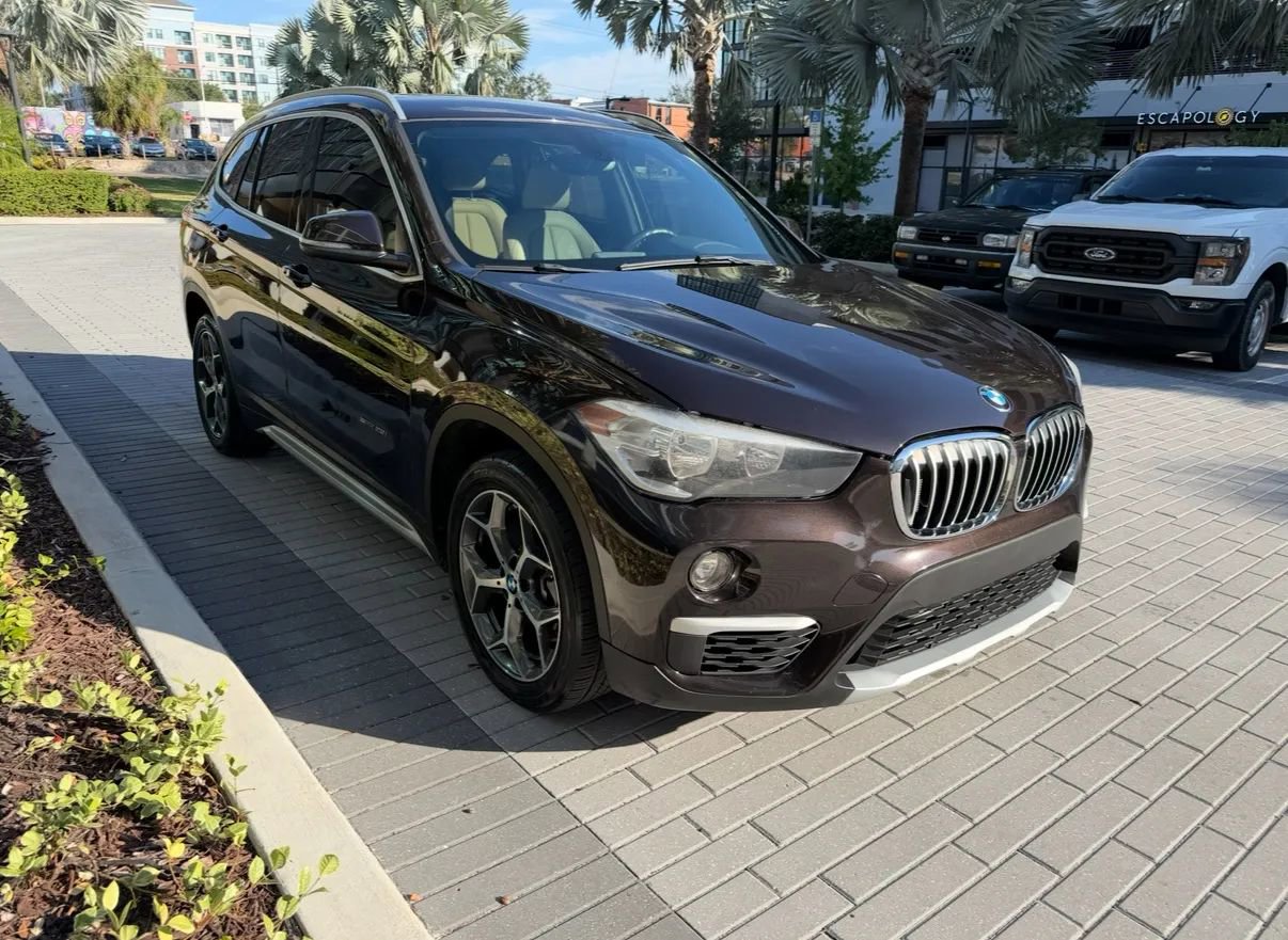Used 2018 BMW X1 sDrive28i image 3