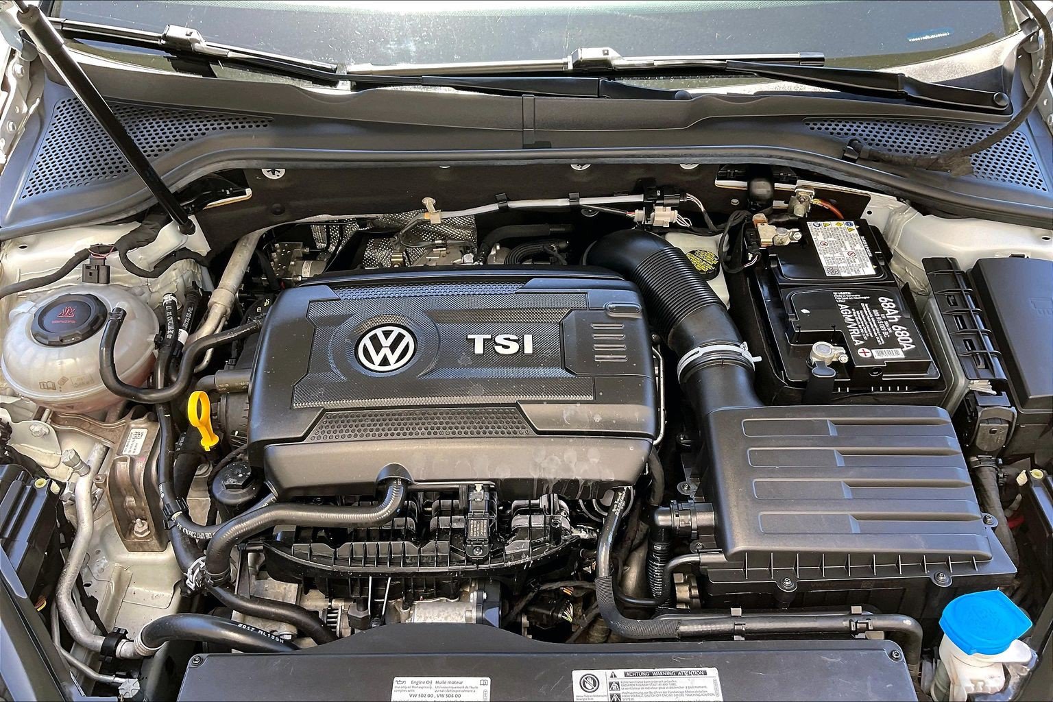 Used 2018 Volkswagen GTI SE FWD image 8