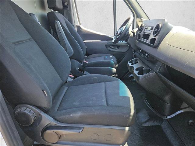 Used 2023 Mercedes-Benz Sprinter 2500 image 20