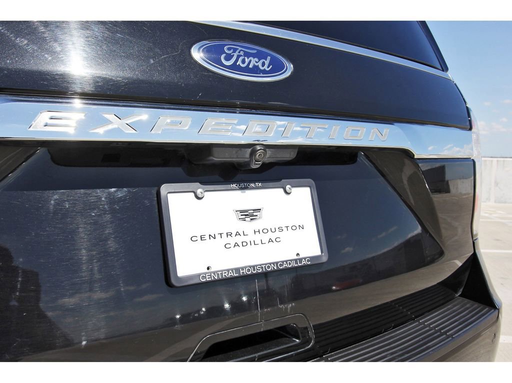 Used 2019 Ford Expedition Limited w/ Equipment Group 301A RWD image 30