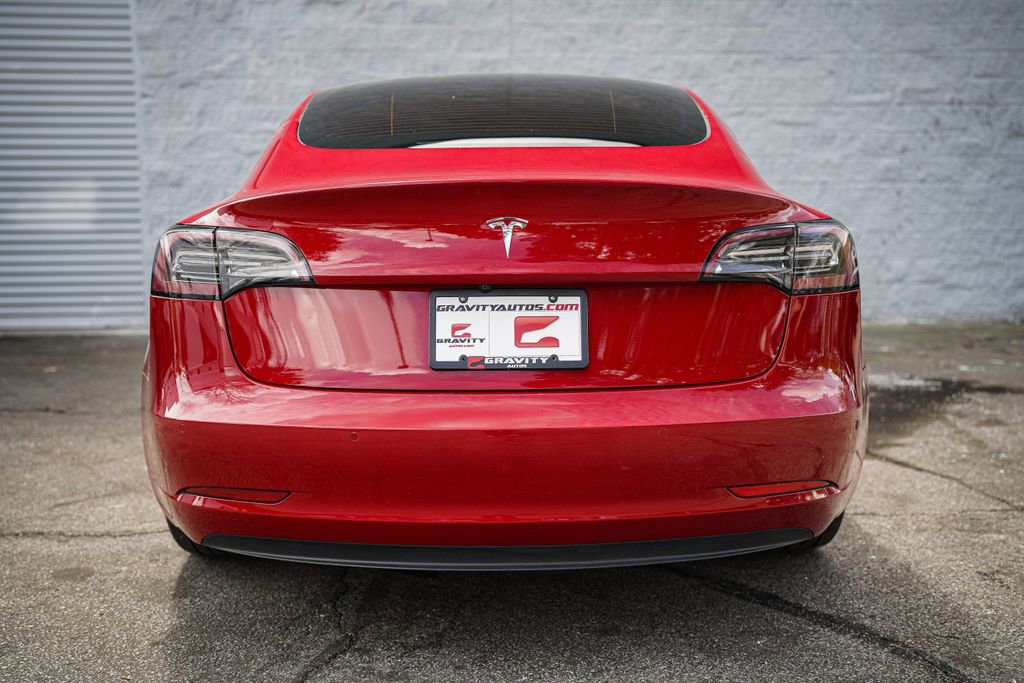 Used 2022 Tesla Model 3 Standard Range Plus image 14