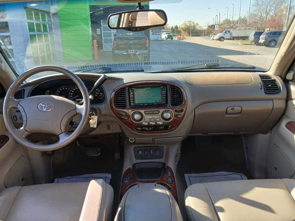 Used 2005 Toyota Sequoia Limited image 15
