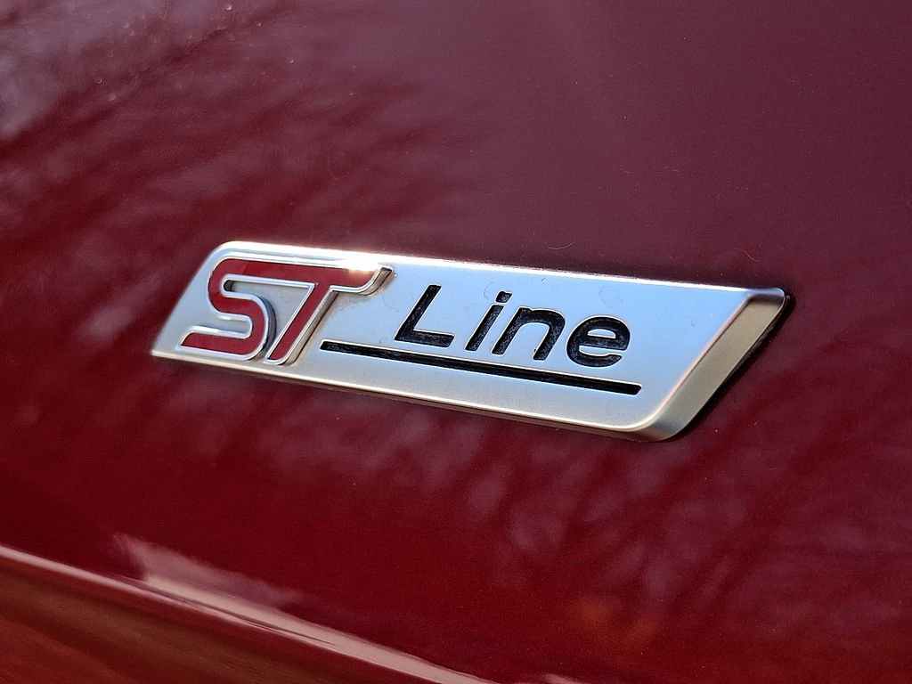 Used 2022 Ford Edge ST-Line image 31