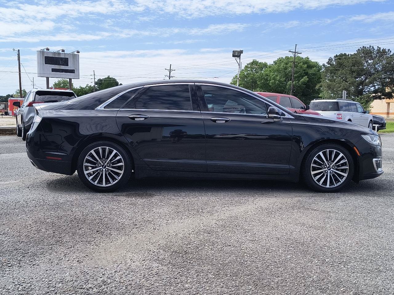 Used 2019 Lincoln MKZ Premiere AWD/4WD image 8