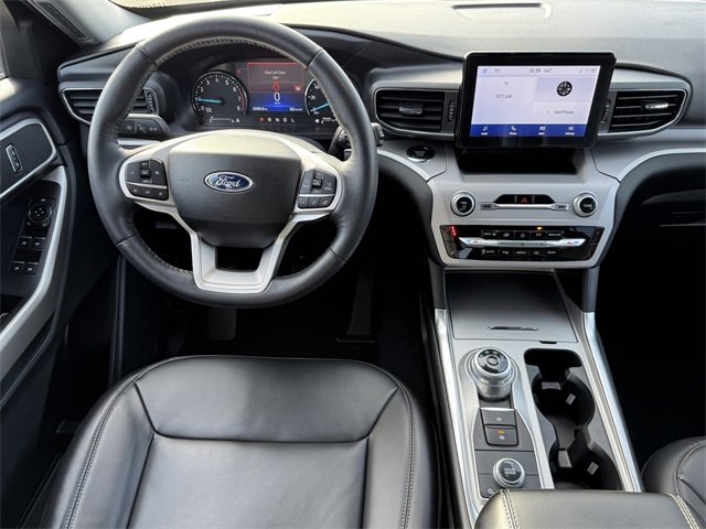 Certified 2023 Ford Explorer XLT w/ Equipment Group 202A image 8