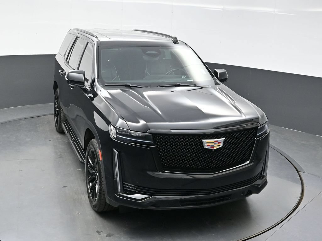 Certified 2022 Cadillac Escalade Sport w/ Touring Package AWD/4WD image 33