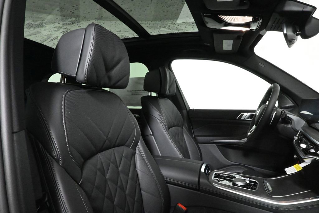 Used 2026 BMW X5 xDrive50e w/ Premium Package image 35