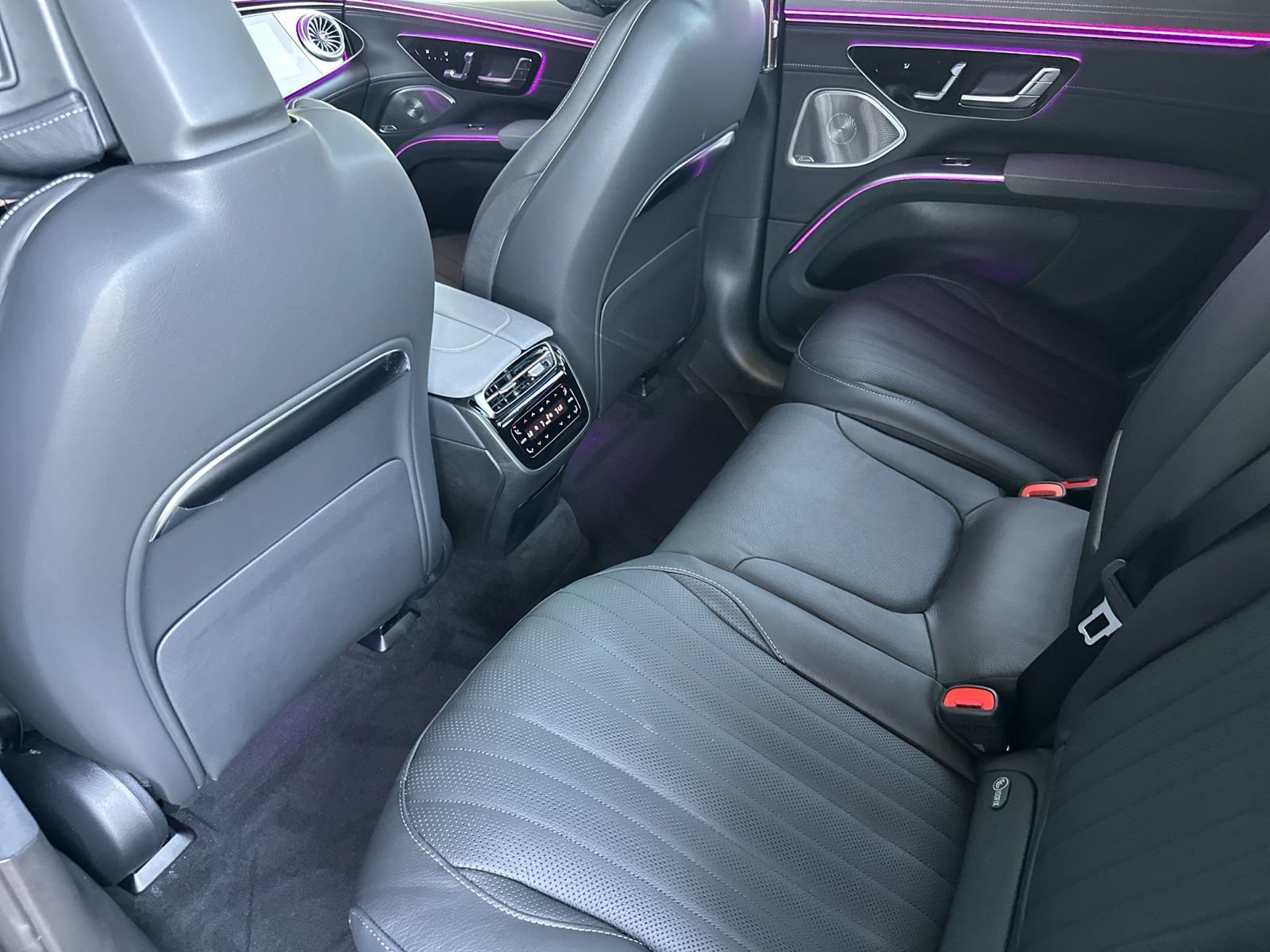 New 2026 Mercedes-Benz EQS 400 4MATIC SUV image 12