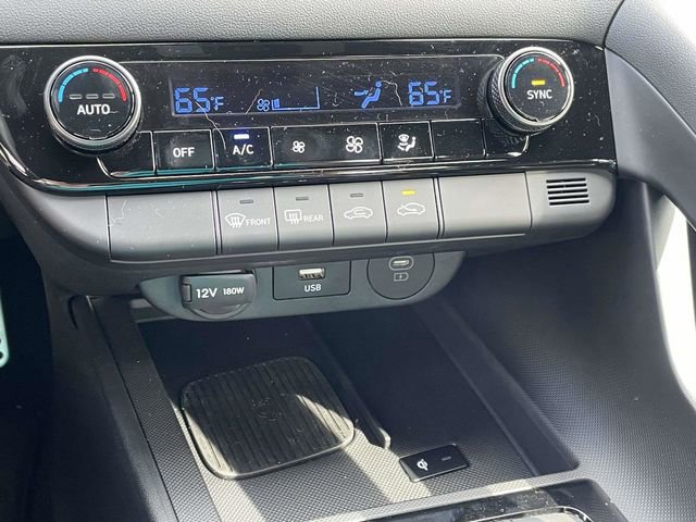 Used 2026 Hyundai Elantra Sport image 6