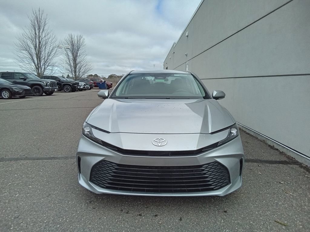 Certified 2025 Toyota Camry LE image 4