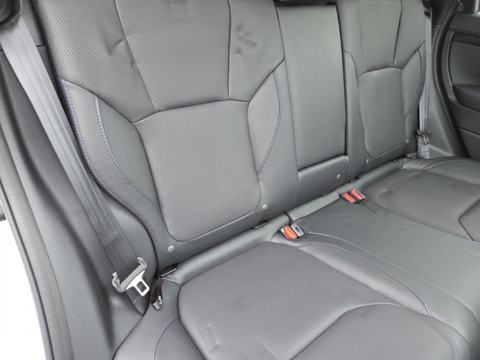 Used 2025 Subaru Forester Limited w/ Popular Package #2 image 26
