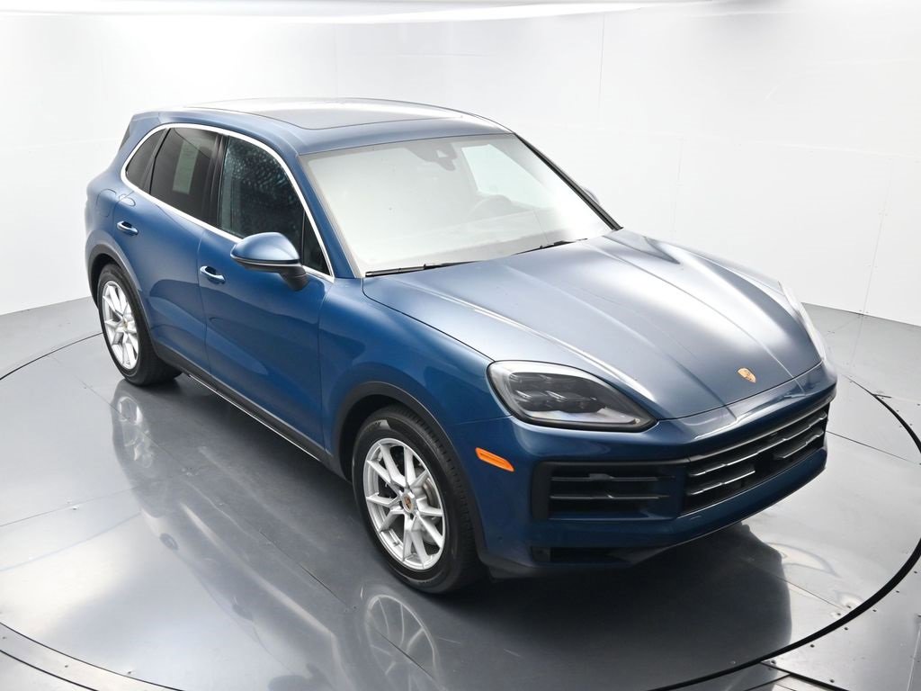 Used 2025 Porsche Cayenne S image 44