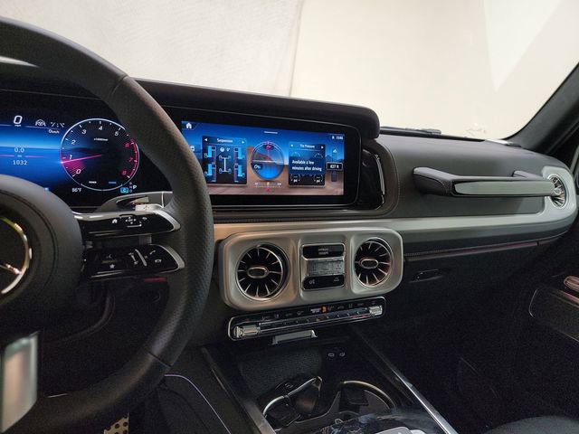 Used 2025 Mercedes-Benz G 550 image 7