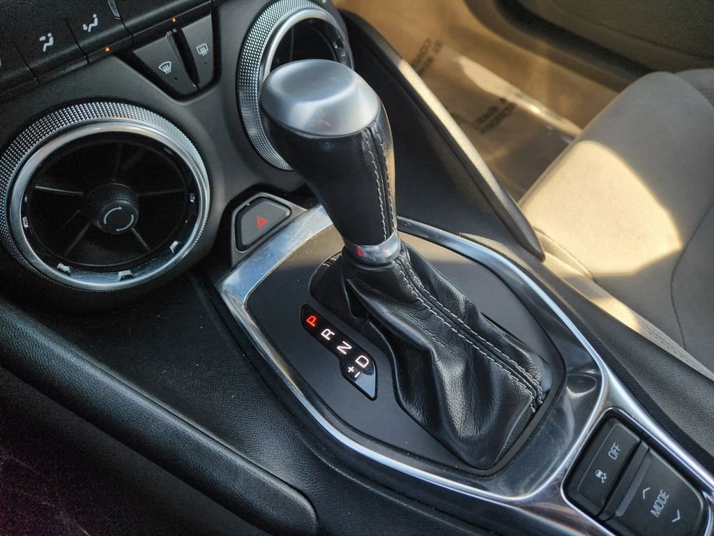 Used 2023 Chevrolet Camaro LT image 20