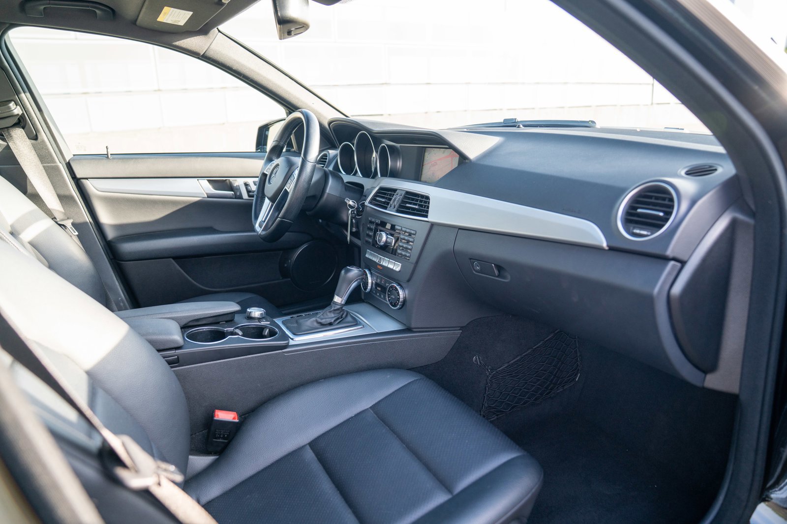 Used 2014 Mercedes-Benz C 300 4MATIC Sedan image 24
