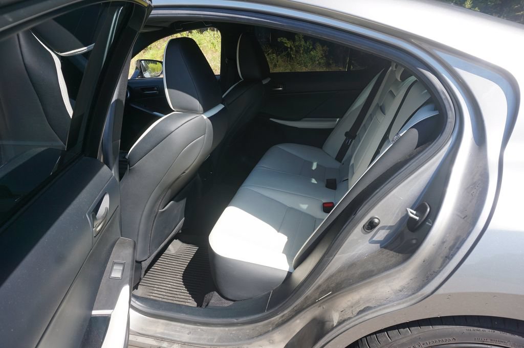 Used 2021 Lexus IS 350 F Sport w/ Navigation Package RWD image 15