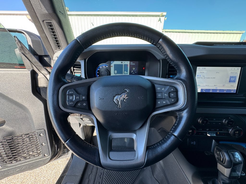 Used 2023 Ford Bronco Black Diamond w/ Sasquatch Package AWD/4WD image 21