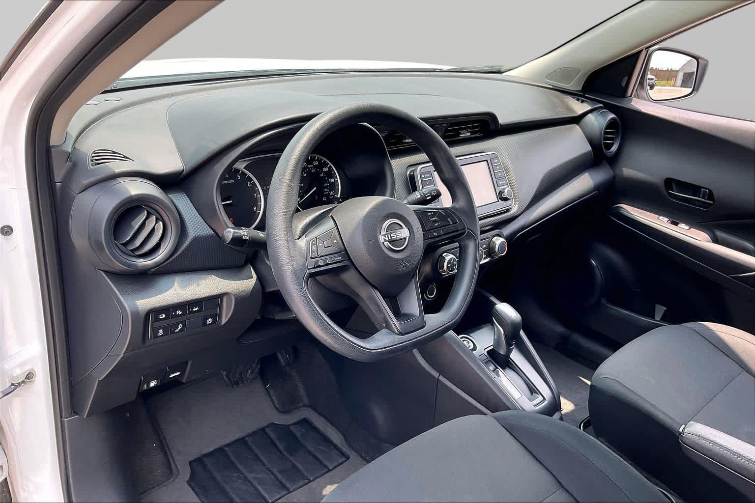 Used 2024 Nissan Kicks S FWD image 17