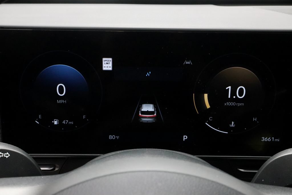 Certified 2025 Hyundai Kona SEL AWD/4WD image 31