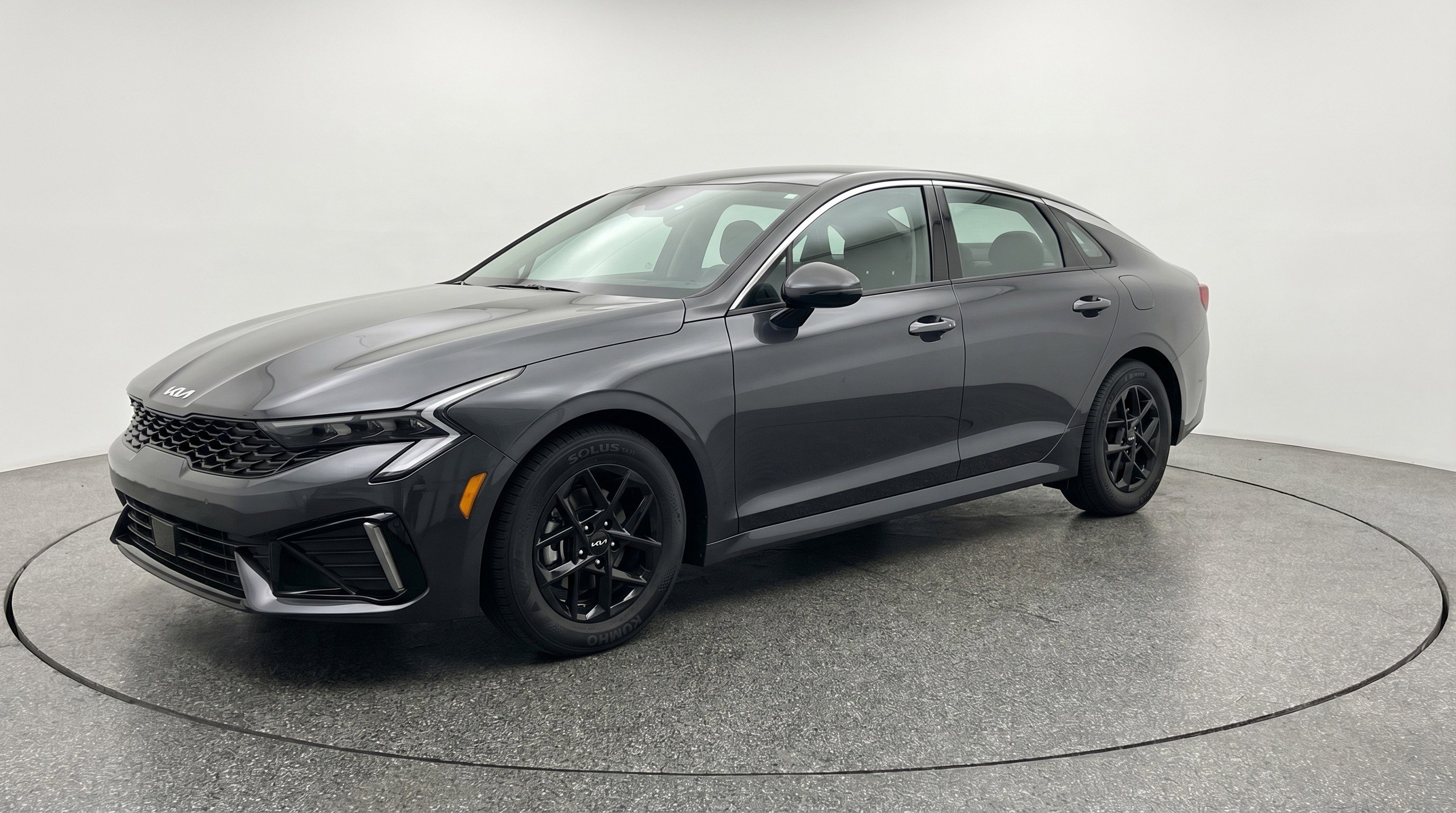 Used 2025 Kia K5 LXS FWD image 3