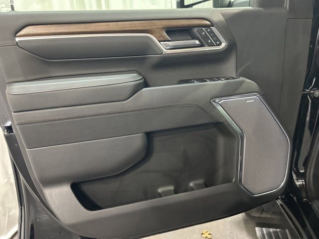 Certified 2026 Chevrolet Silverado 3500 High Country w/ High Country Premium Package AWD/4WD image 16