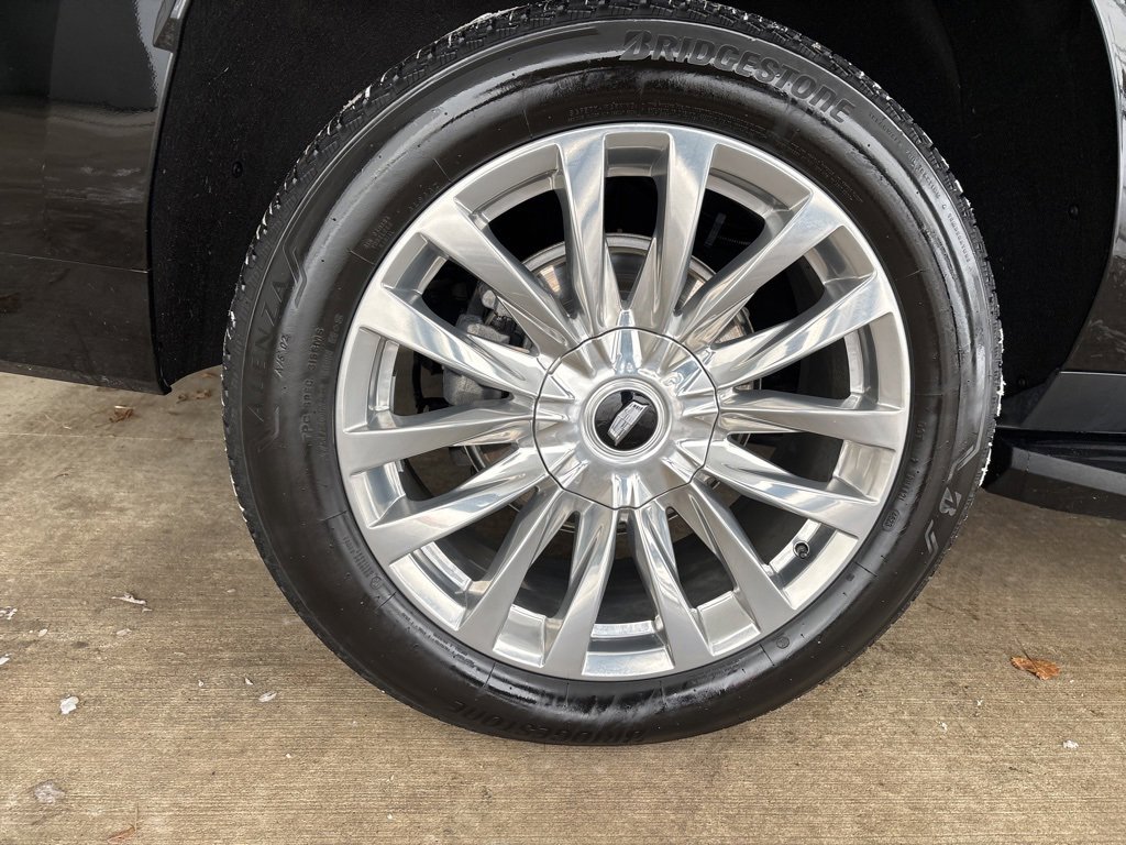 Used 2024 Cadillac Escalade ESV Premium Luxury image 51