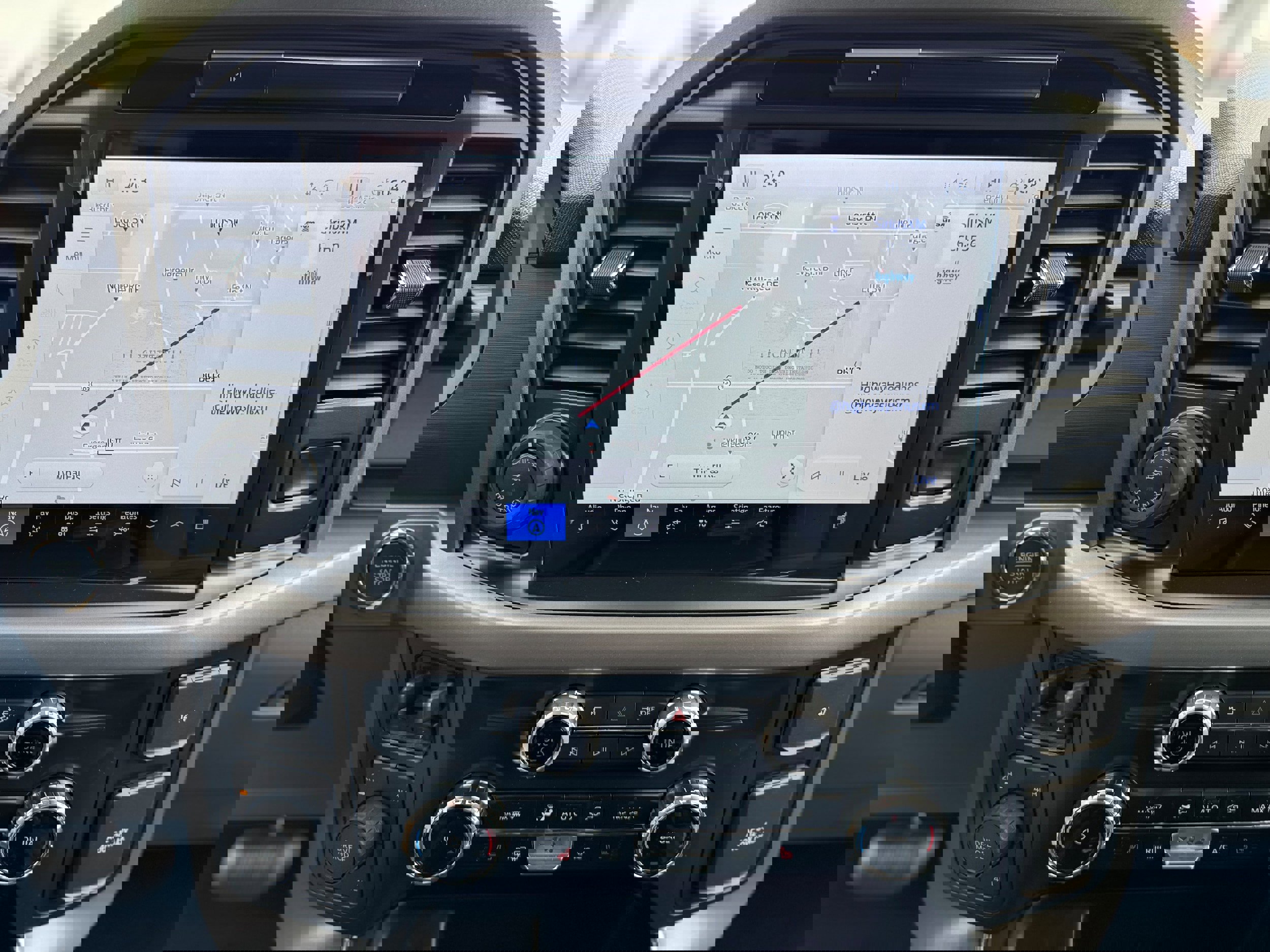 New 2025 Ford F150 XLT w/ Equipment Group 302A MID image 18