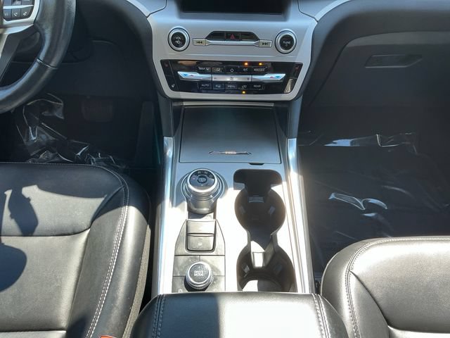 Used 2022 Ford Explorer XLT w/ Equipment Group 202A AWD/4WD image 15