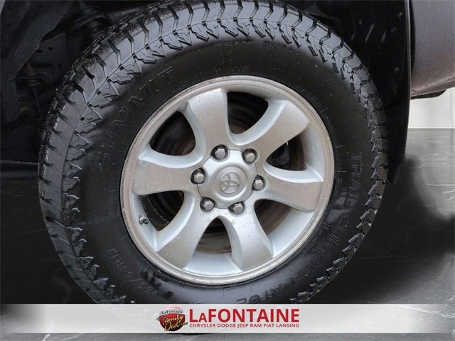 Used 2004 Toyota 4Runner SR5 image 30