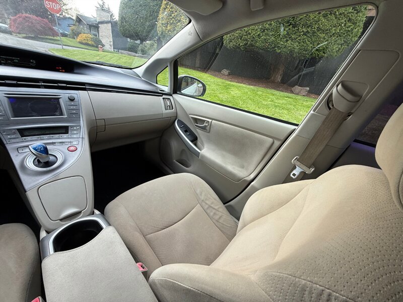 Used 2013 Toyota Prius Two FWD image 15