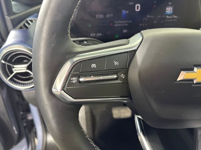 Used 2025 Chevrolet Equinox EV LT w/ Convenience Package image 14