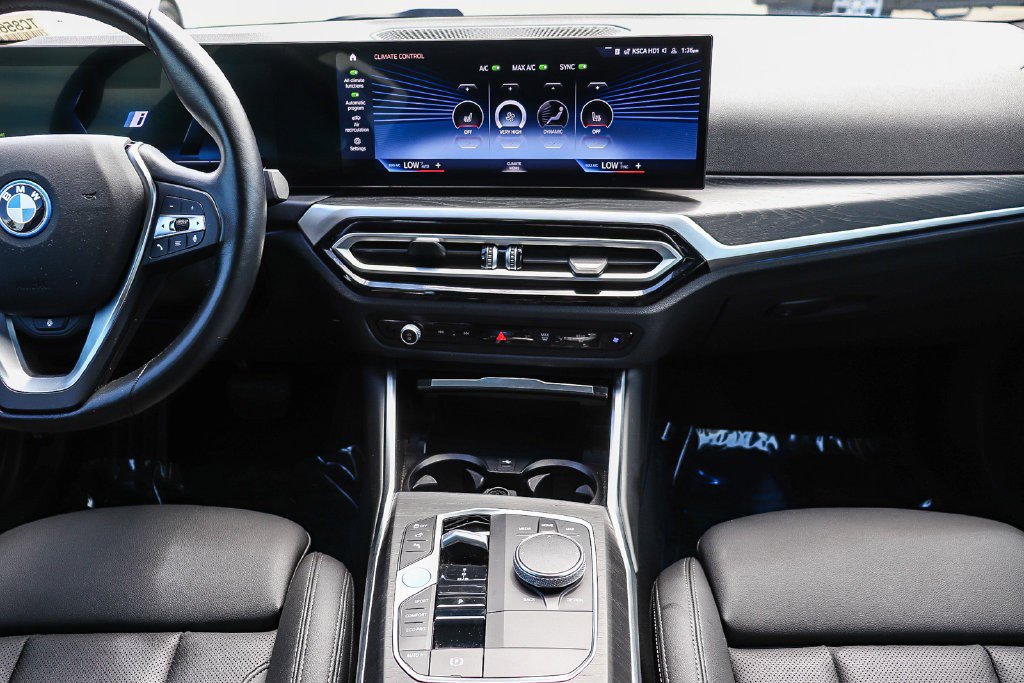 Used 2023 BMW i4 eDrive35 w/ Premium Package RWD image 13
