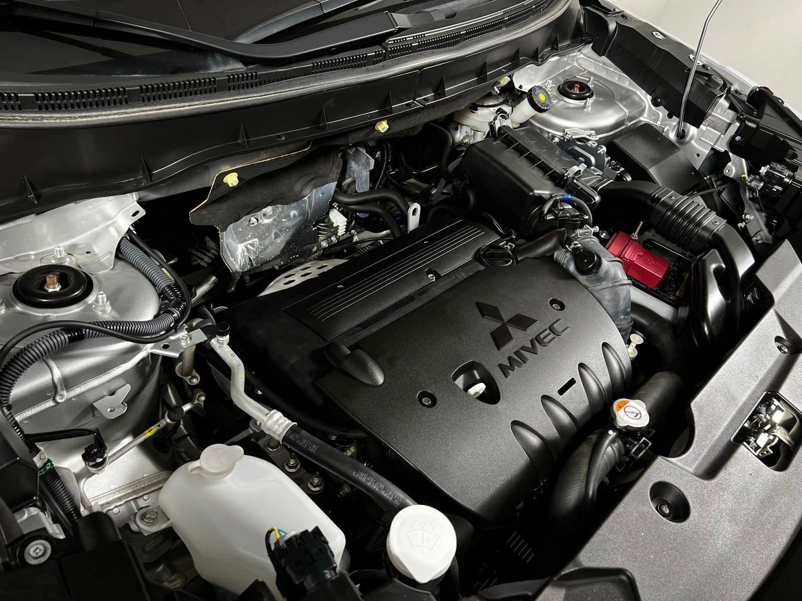 Used 2024 Mitsubishi Outlander Sport ES image 10