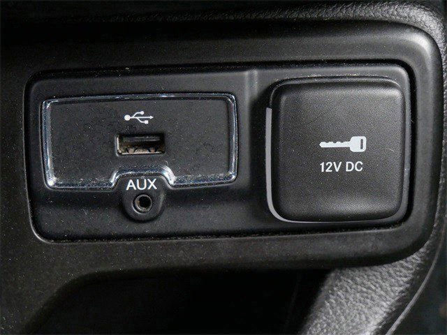 Used 2023 Jeep Renegade Latitude image 27