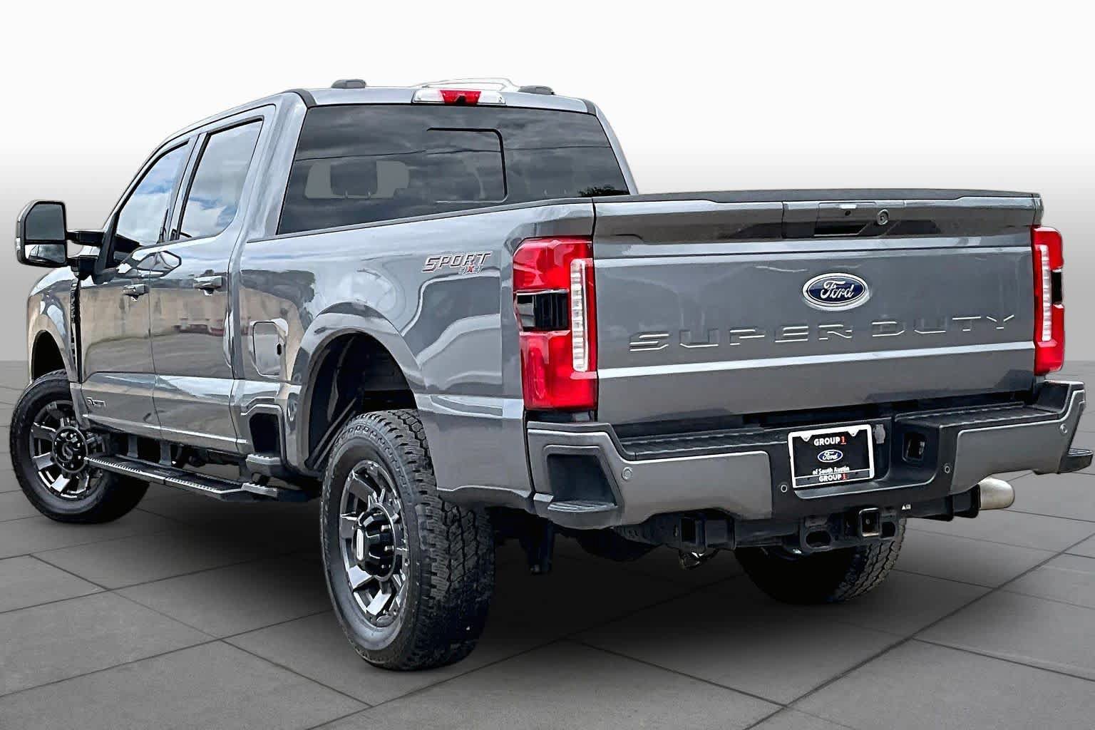 Used 2024 Ford F250 Lariat w/ Lariat Ultimate Package AWD/4WD image 14