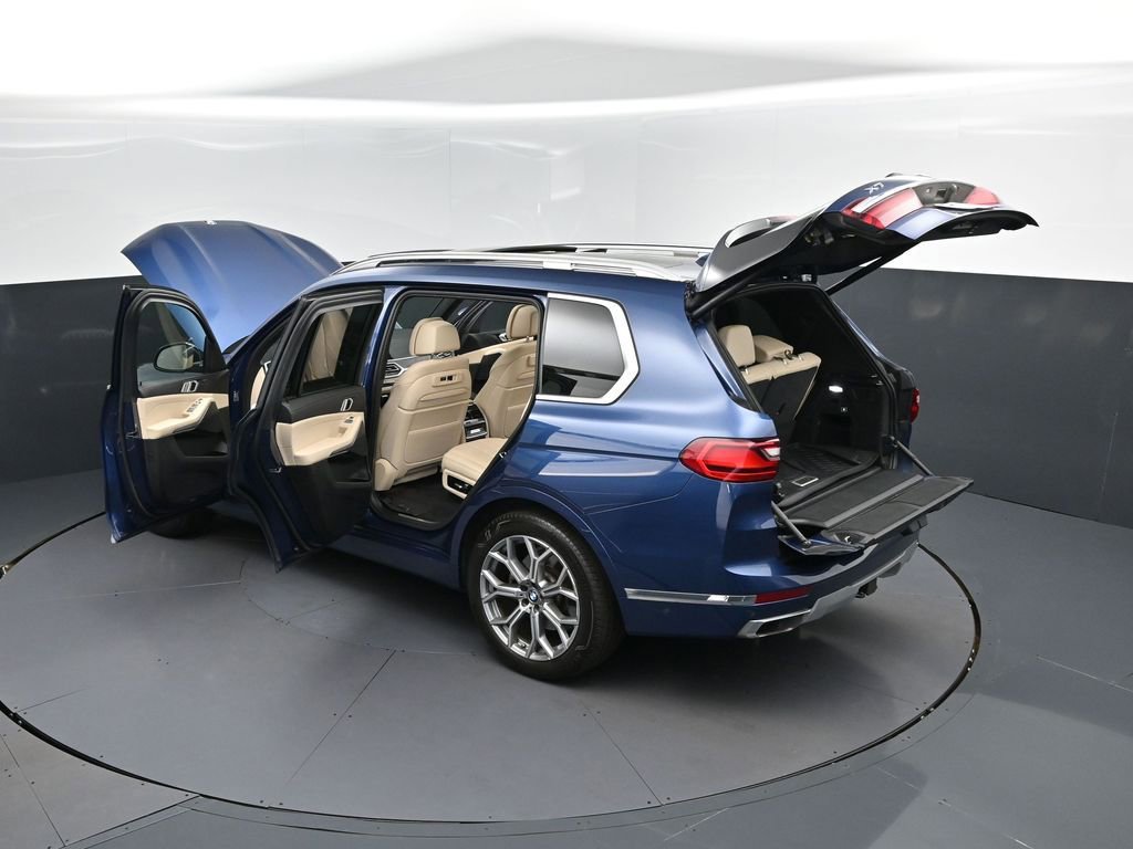 Used 2021 BMW X7 xDrive40i w/ Premium Package 2 image 48