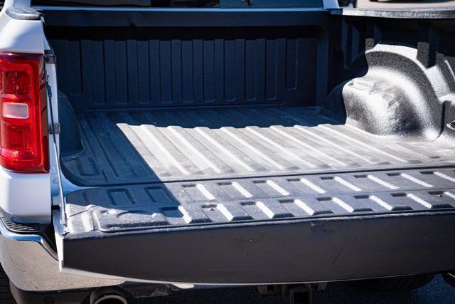 Used 2025 RAM 1500 Laramie image 10