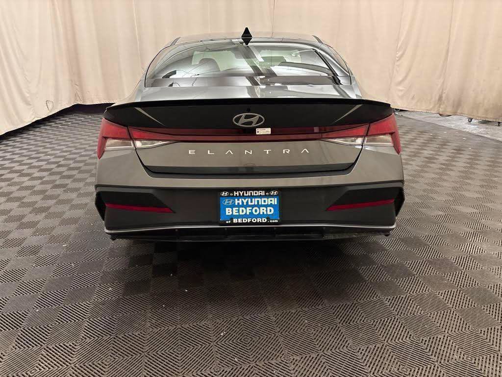 New 2026 Hyundai Elantra Sport FWD image 5