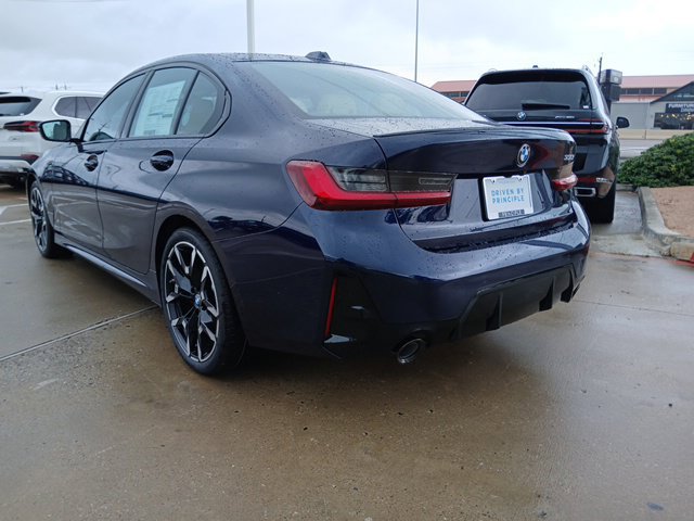 New 2026 BMW 330i Sedan w/ M Sport Package RWD image 7