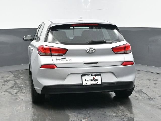 Used 2018 Hyundai Elantra GT FWD image 5
