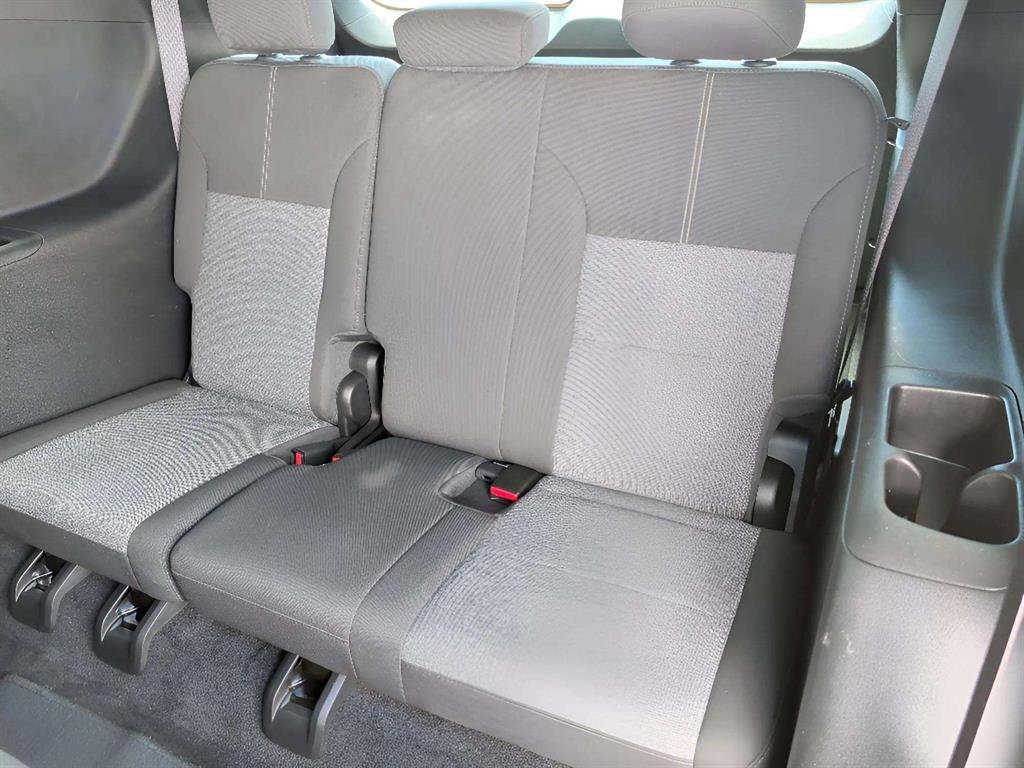 Used 2025 GMC Acadia Elevation image 16