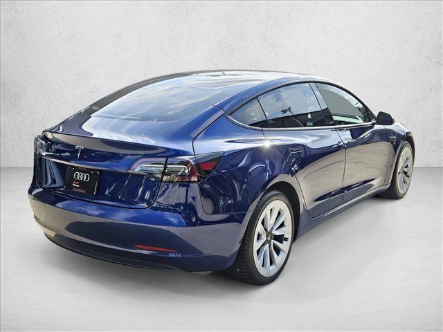 Used 2022 Tesla Model 3 Standard Range RWD image 5