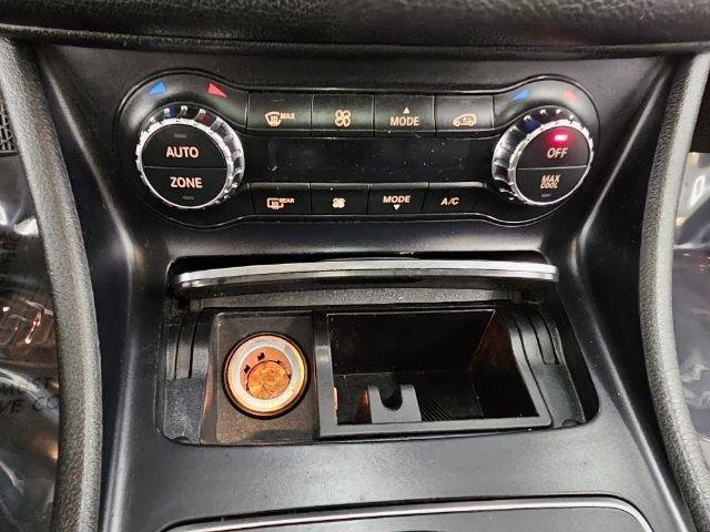 Used 2018 Mercedes-Benz GLA 250 4MATIC w/ Premium Package image 17