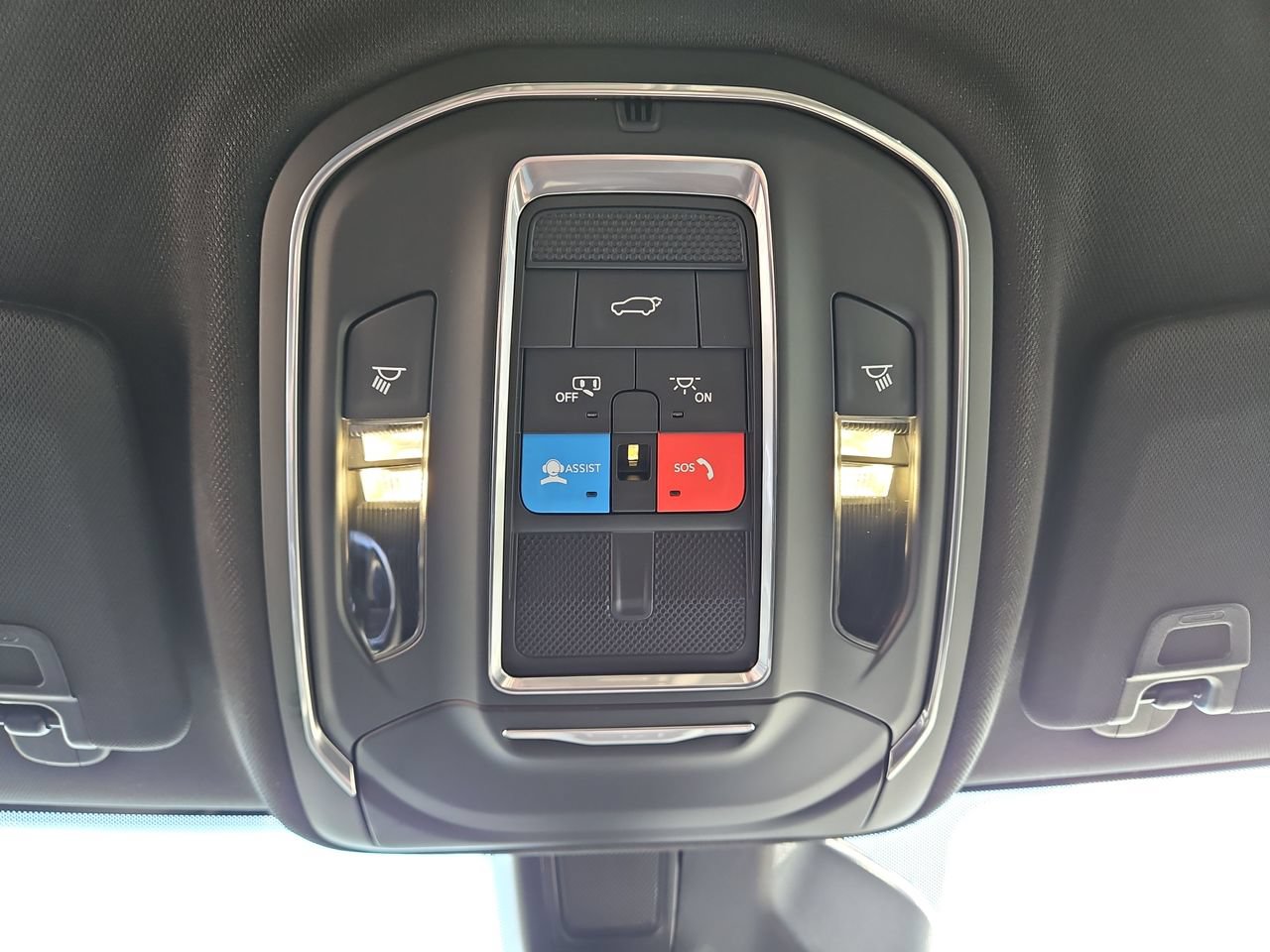New 2026 Jeep Grand Cherokee Altitude AWD/4WD image 22