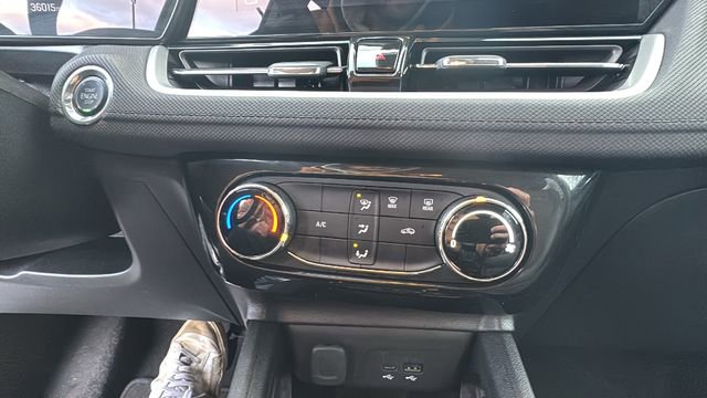 Used 2024 Chevrolet TrailBlazer LT image 21