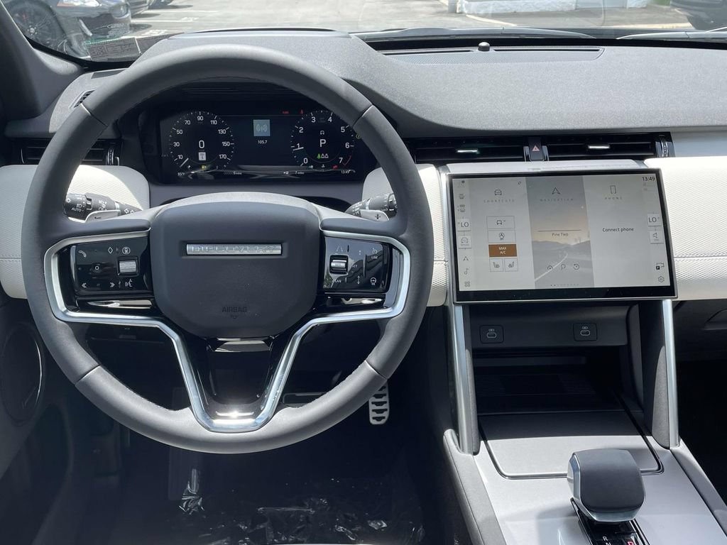 New 2026 Land Rover Discovery Sport Landmark AWD/4WD image 24