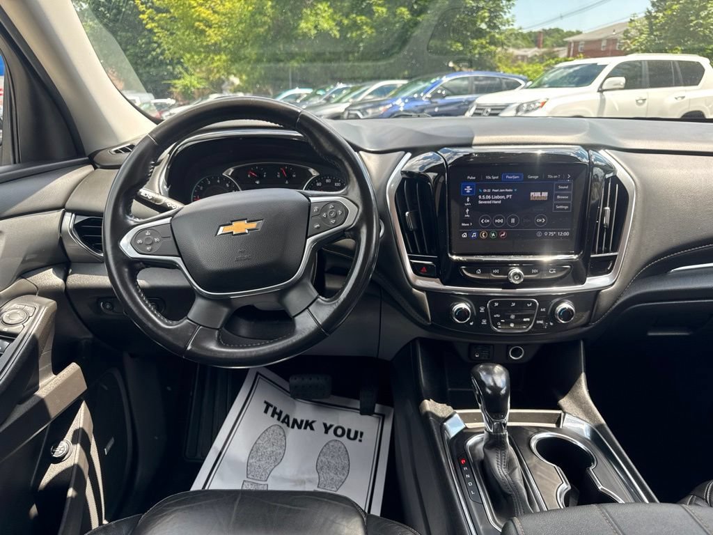 Used 2021 Chevrolet Traverse LT w/ LT Premium Package AWD/4WD image 26
