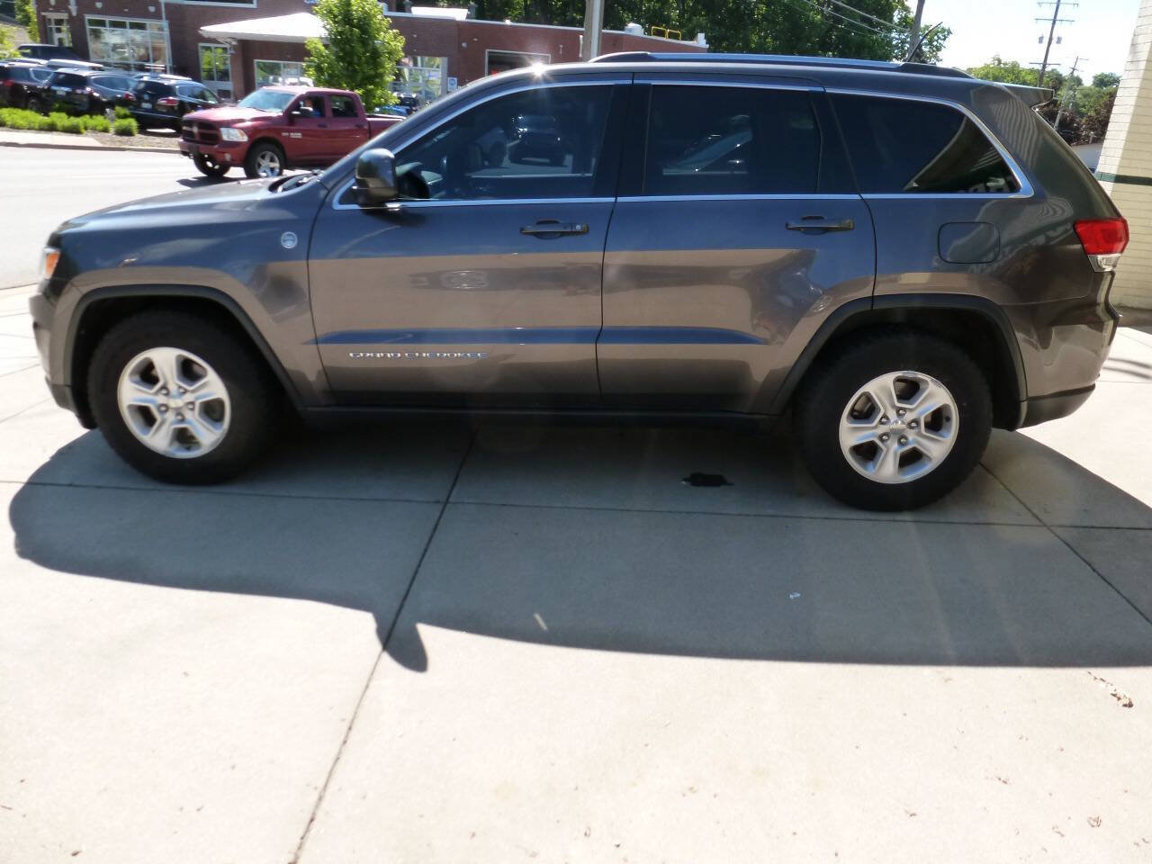 Used 2015 Jeep Grand Cherokee Laredo w/ Quick Order Package 23E AWD/4WD image 6