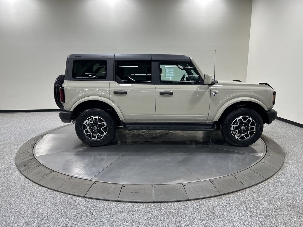 New 2026 Ford Bronco Outer Banks AWD/4WD image 5
