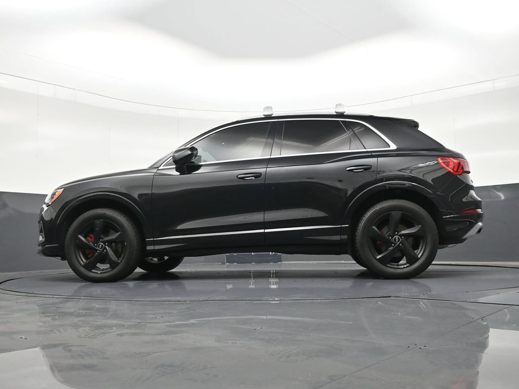 Used 2021 Audi Q3 2.0T Premium w/ Convenience Package image 24